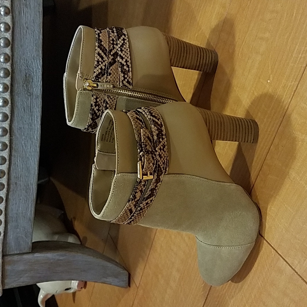 IMAN Boots w Snake Strap